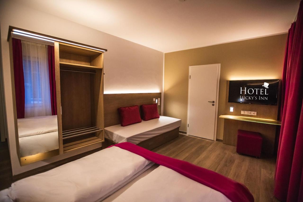 המבורג Hotel Luckys Inn מראה חיצוני תמונה