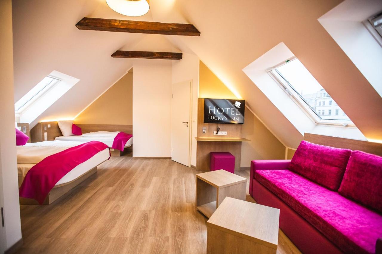 המבורג Hotel Luckys Inn מראה חיצוני תמונה
